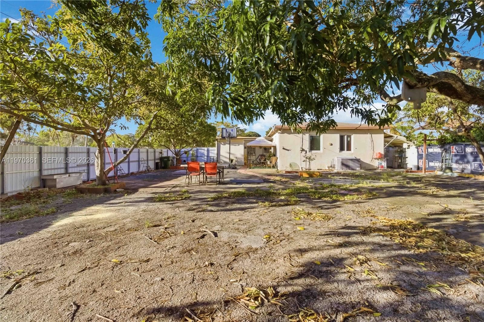 380 NW 133rd St, North Miami FL 33168