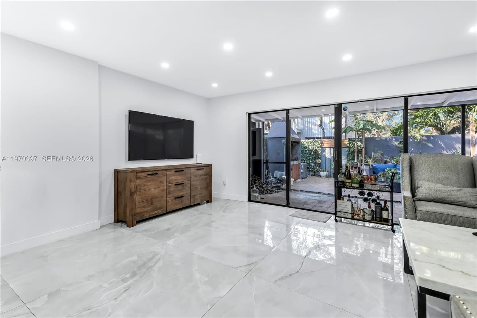 3321 Simms St # 13B, Hollywood FL 33021 photo 5