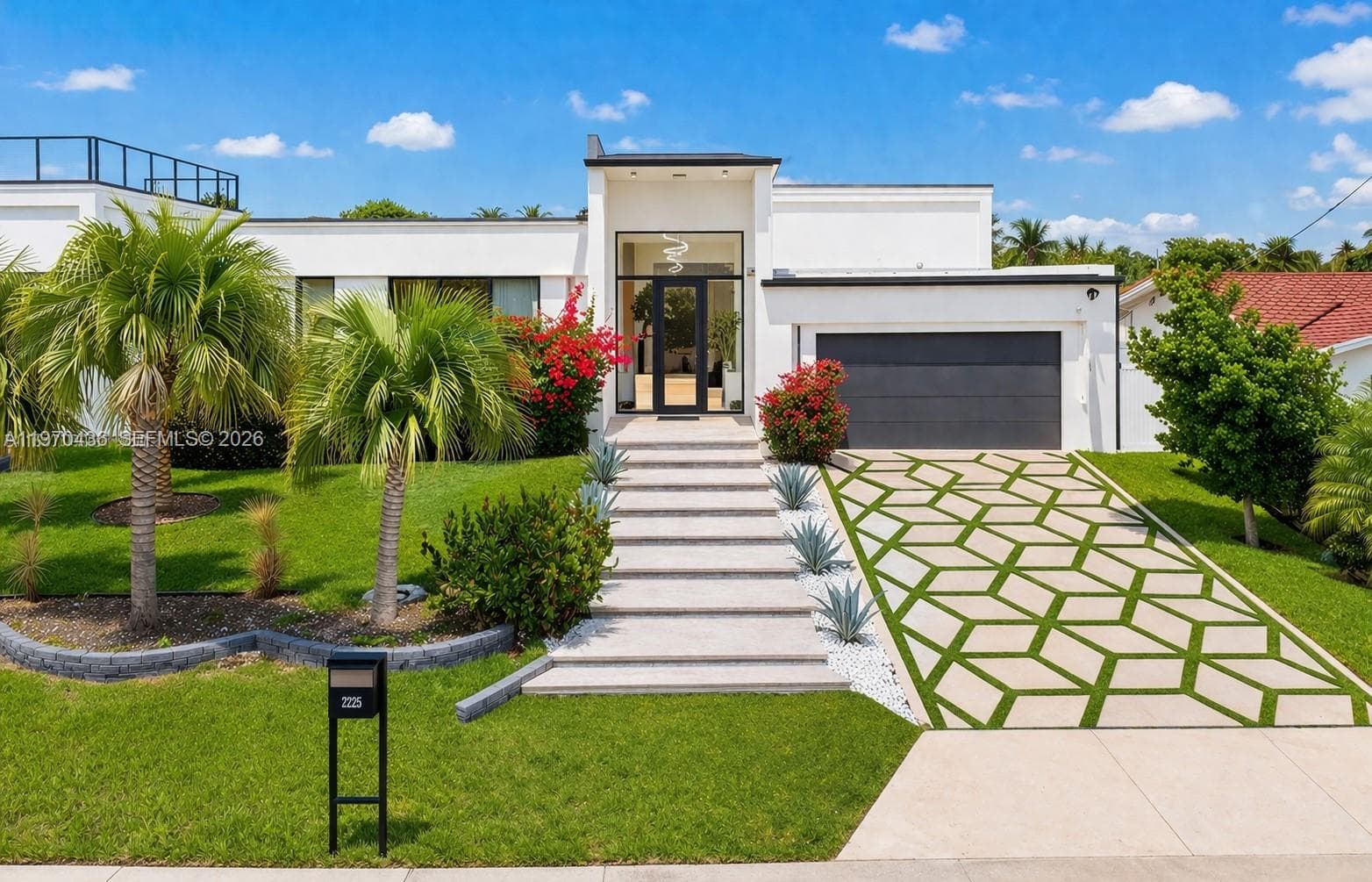 2225 NE 19th St, Fort Lauderdale FL 33305 photo 2