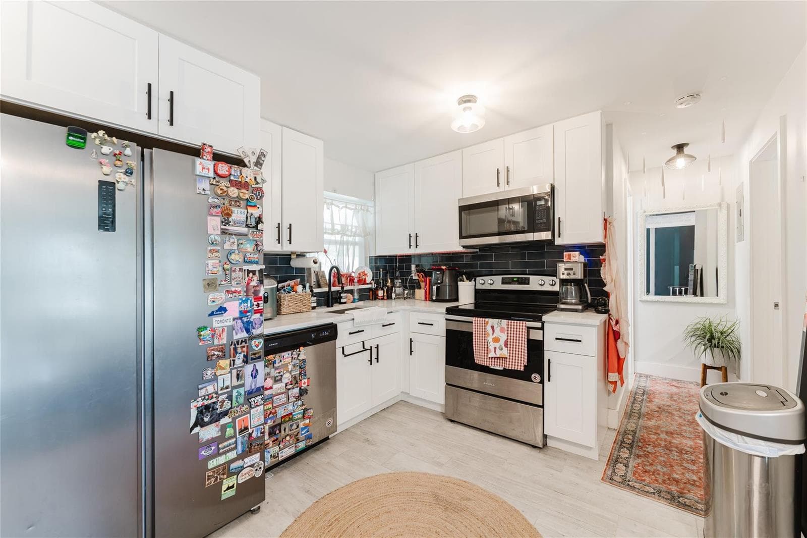 659 NE 32nd Street, Oakland Park FL 33334 photo 4