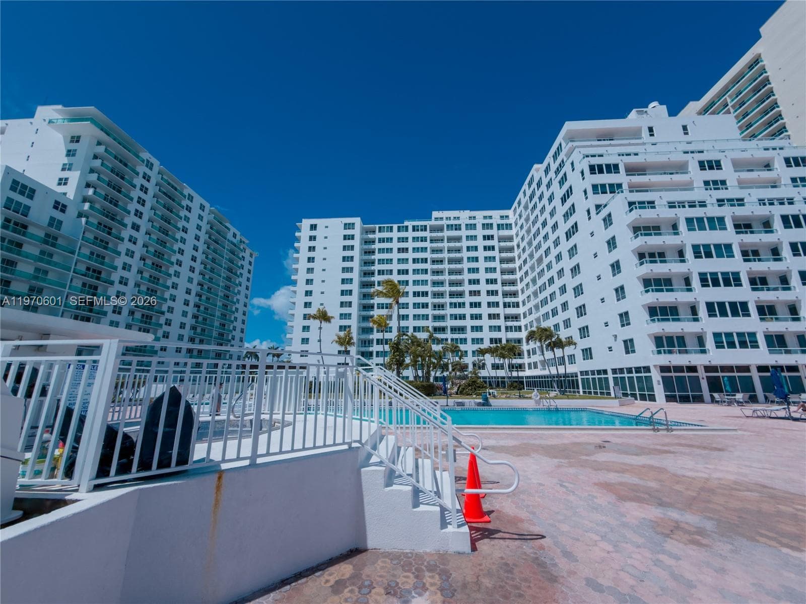 5005 Collins Ave # 825, Miami Beach FL 33140