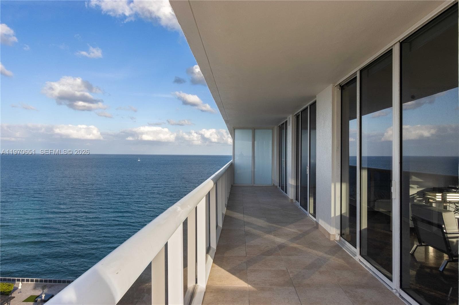 1830 S Ocean Dr # 1908, Hallandale Beach FL 33009