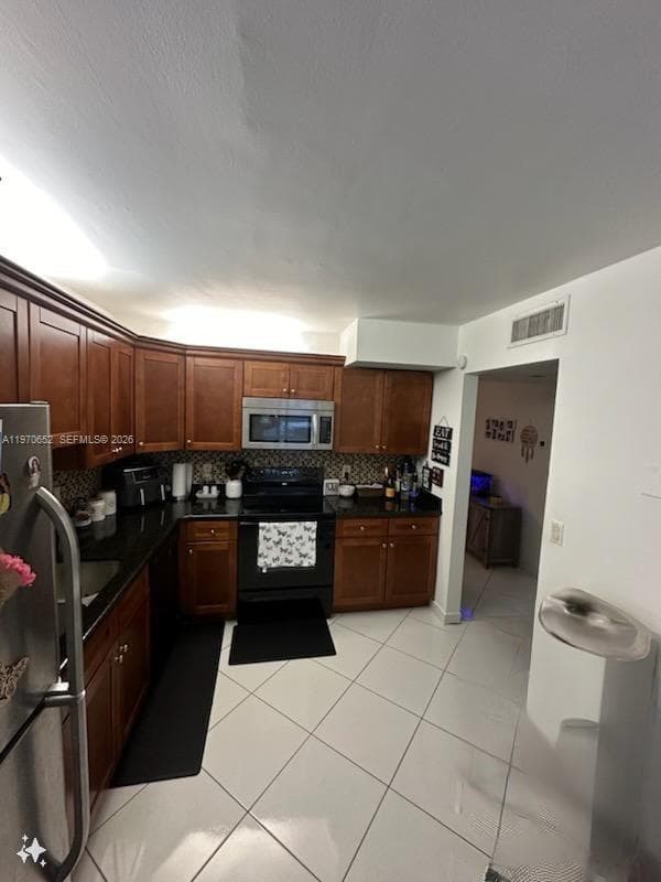 327 Lakeview Dr # 103, Weston FL 33326 photo 4