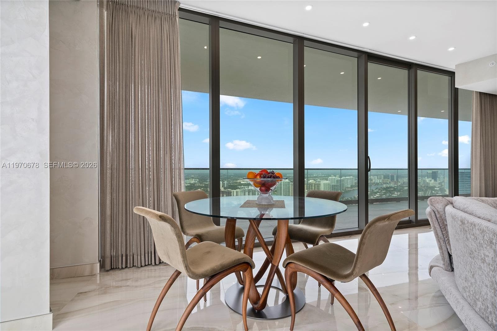 18975 Collins Ave # 4505, Sunny Isles Beach FL 33160 photo 4