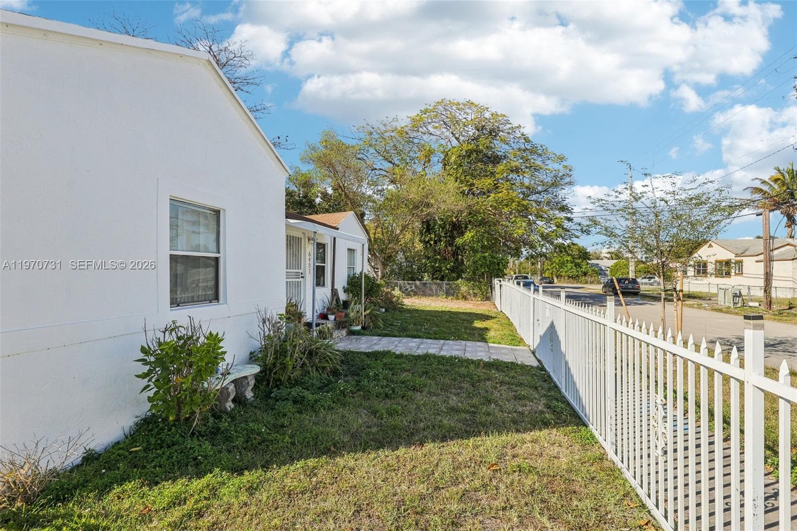 6402 NW 8th Ave, Miami FL 33150 photo 5