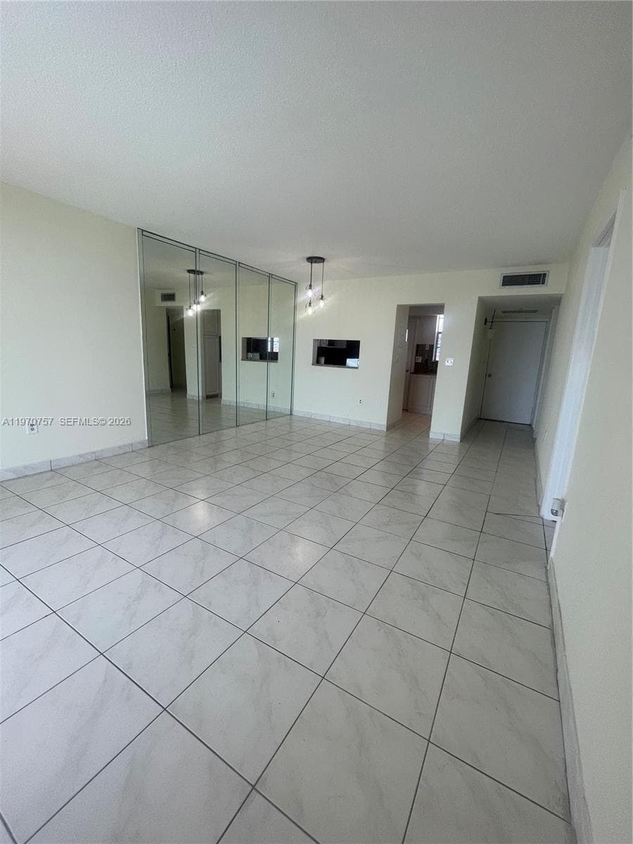 2910 Point East Dr # M511, Aventura FL 33160 photo 5