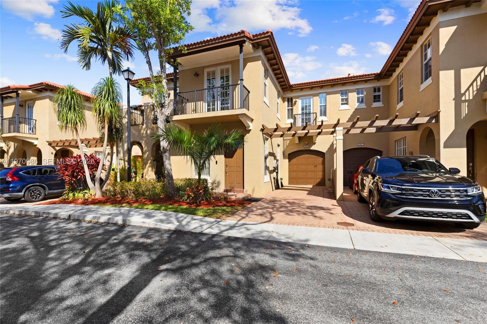 6959 Julia Gardens Dr, Coconut Creek FL 33073 photo 3
