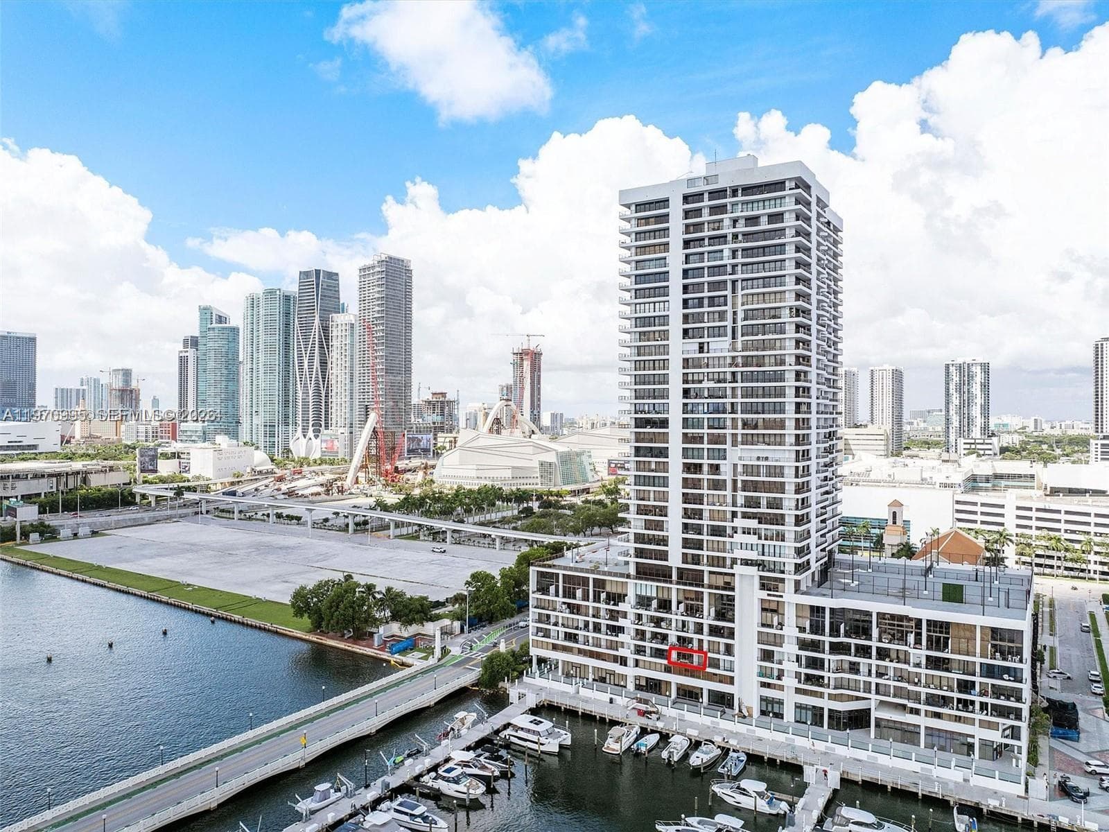 555 NE 15th St # 408, Miami, FL 33132 photo 3