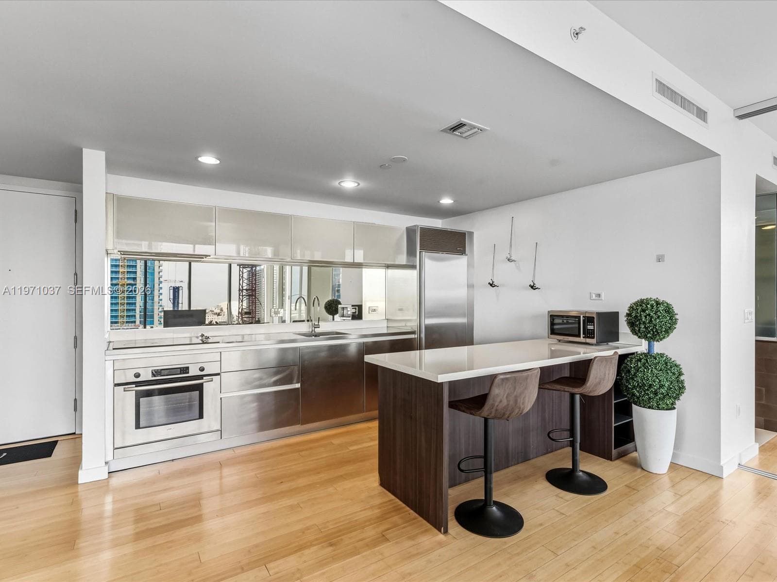1040 Biscayne Blvd # 1107, Miami FL 33132 photo 5