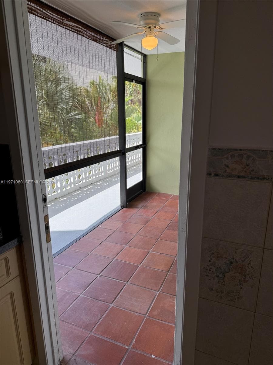 1425 Arthur St # 315B, Hollywood FL 33020 photo 5
