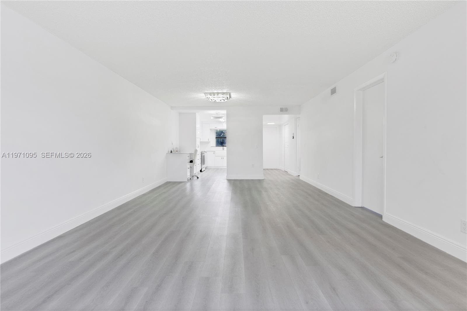 10207 Sunrise Lakes Blvd # 204, Sunrise FL 33322 photo 2