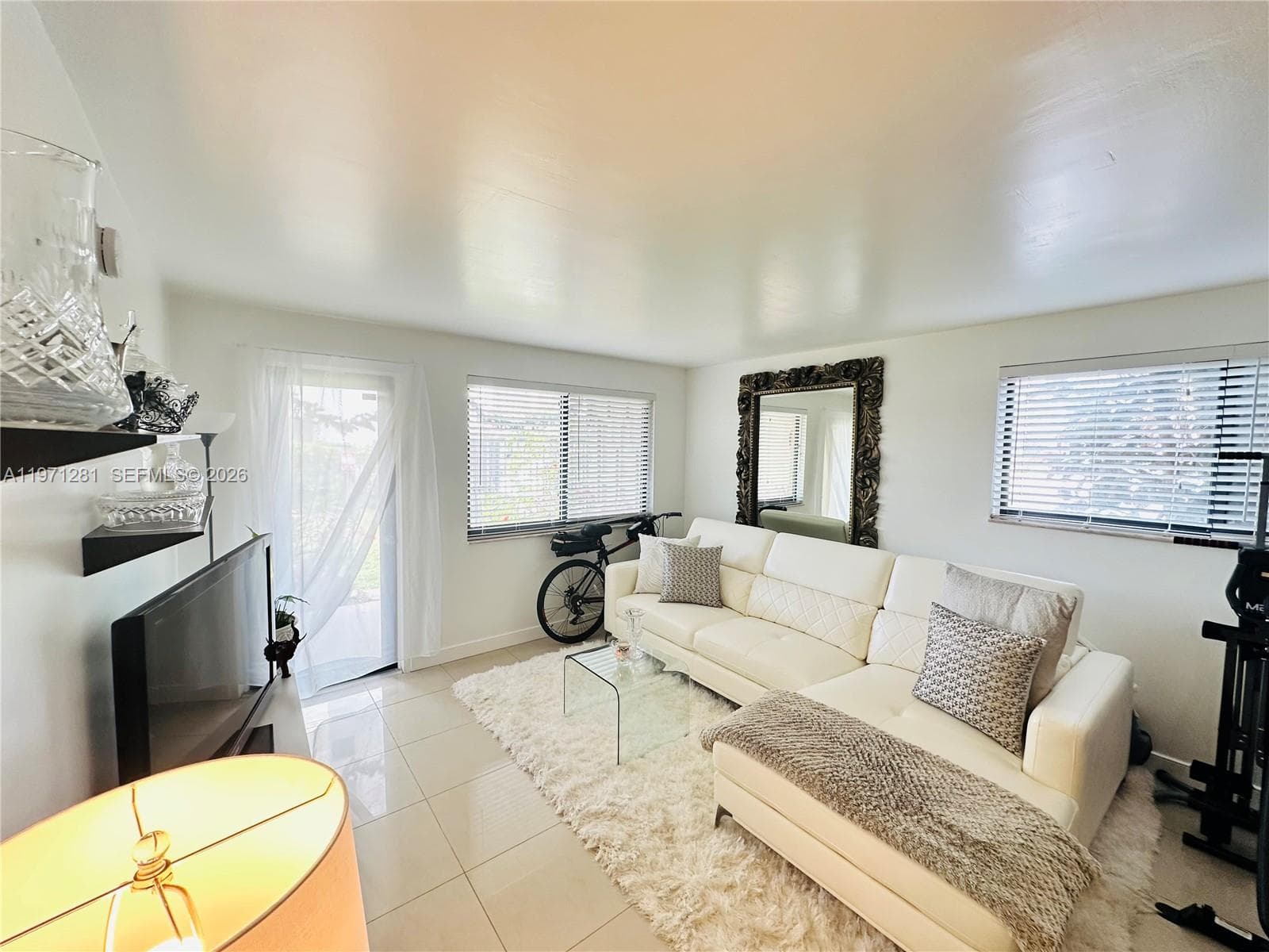 301 Golden Isles Dr # 114, Hallandale Beach FL 33009