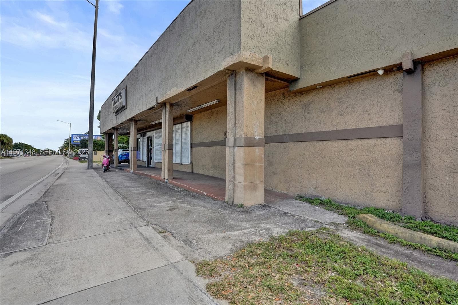 2990 W Sunrise Blvd, Fort Lauderdale FL 33311 photo 2