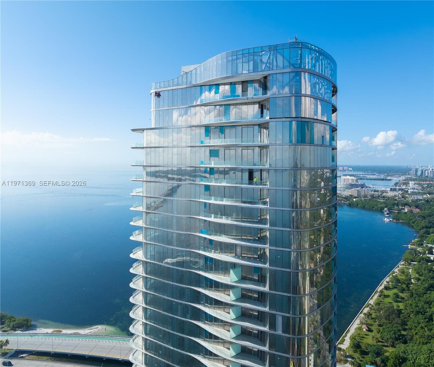 175 SE 25 Rd # 2802, Miami FL 33129 photo 2