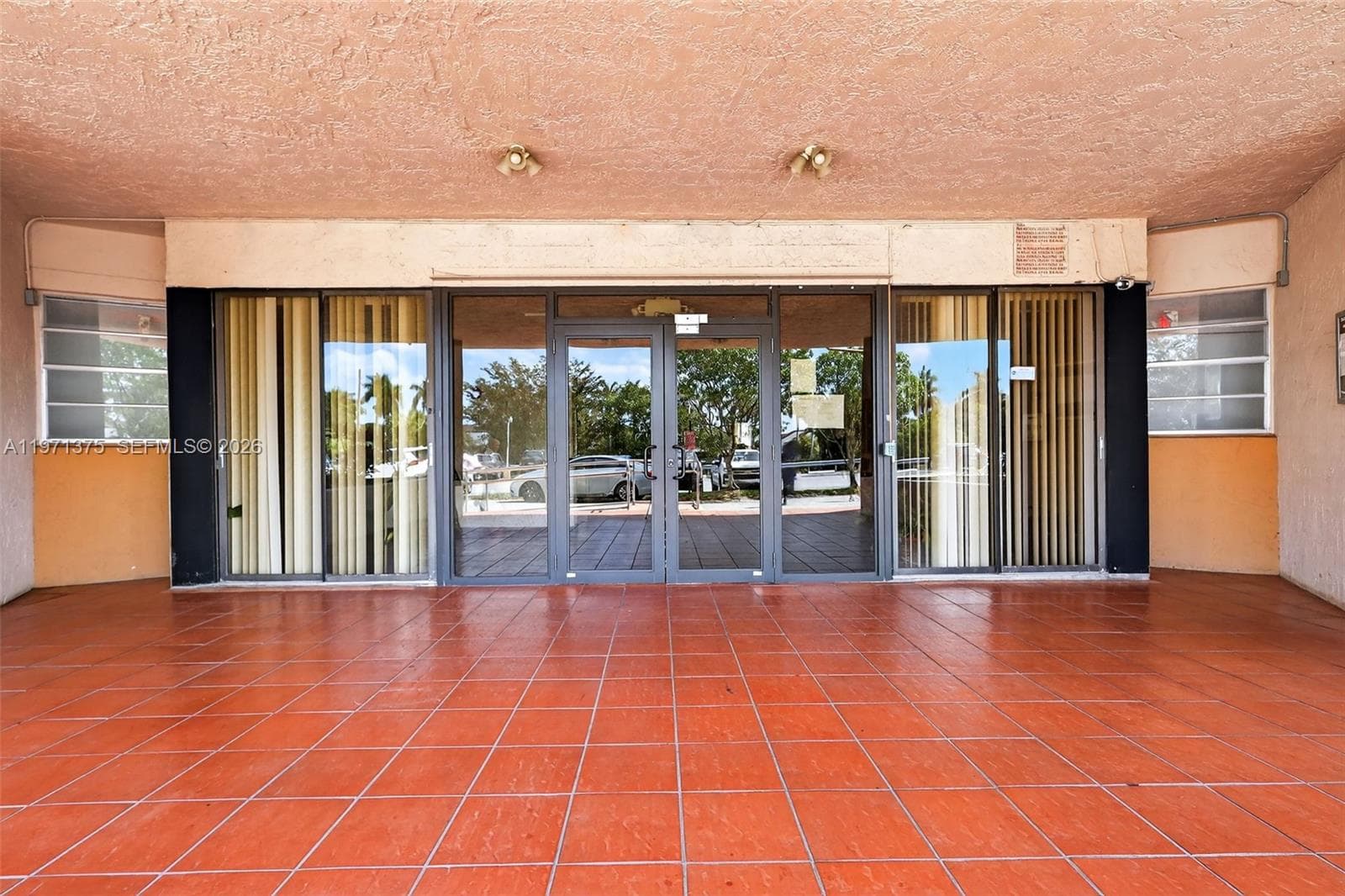 9678 Fontainebleau Blvd # 411, Miami FL 33172 photo 3