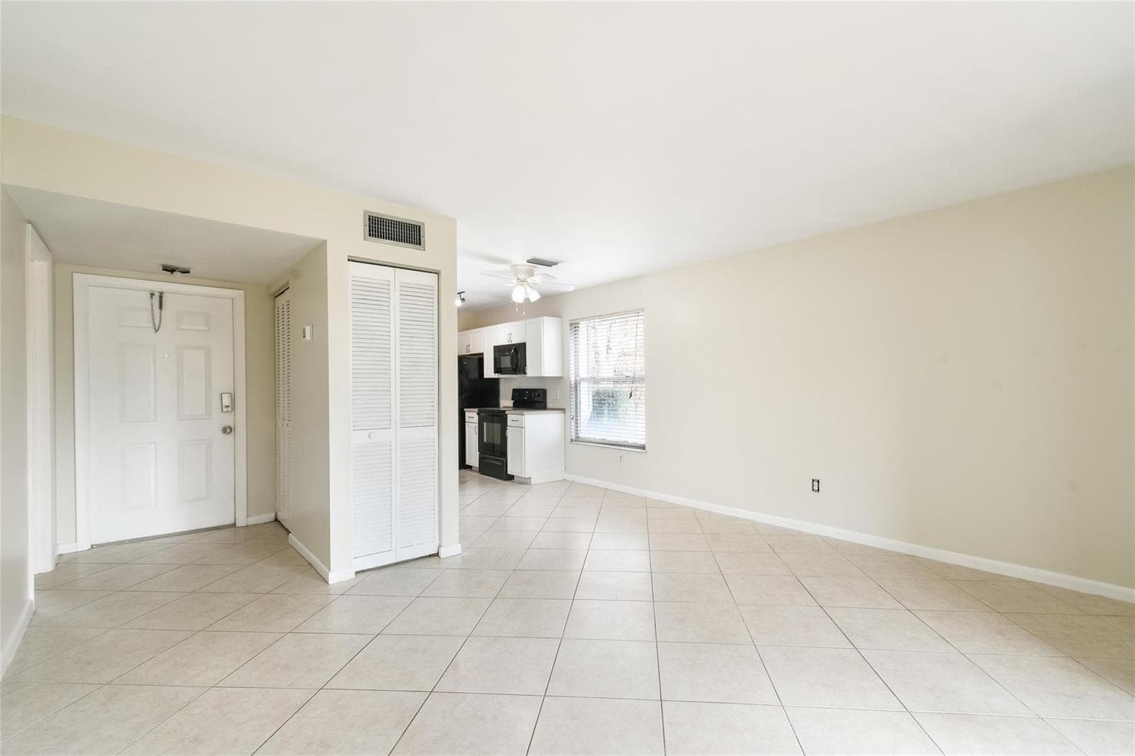 8163 SE Croft Circle # 5, Hobe Sound FL 33455 photo 5