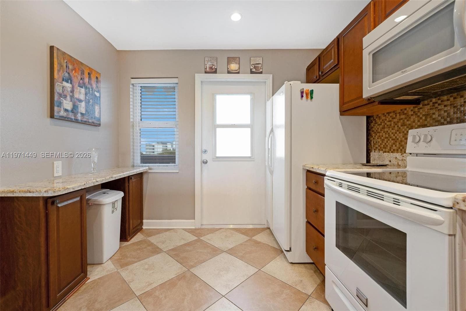 1000 NE 14th Ave # 602, Hallandale Beach FL 33009 photo 3