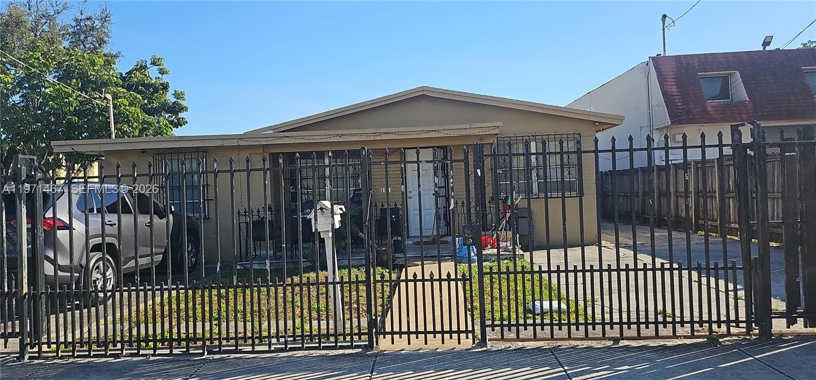 1920 NW 21st Ter, Miami FL 33142