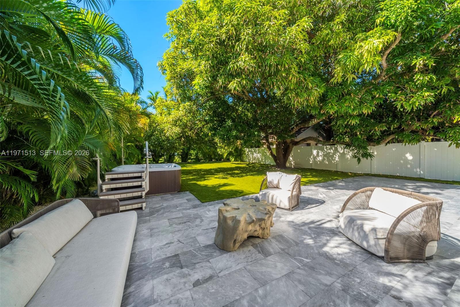 3166 Royal Palm Ave, Miami Beach FL 33140 photo 3