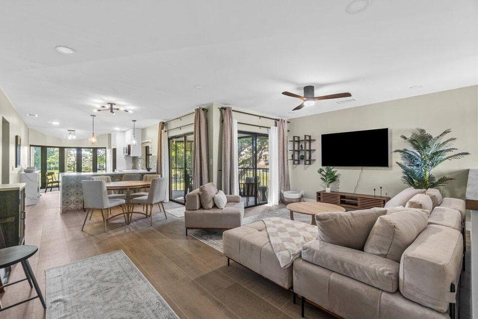 17138 Waterbend Drive # 217, Jupiter FL 33477