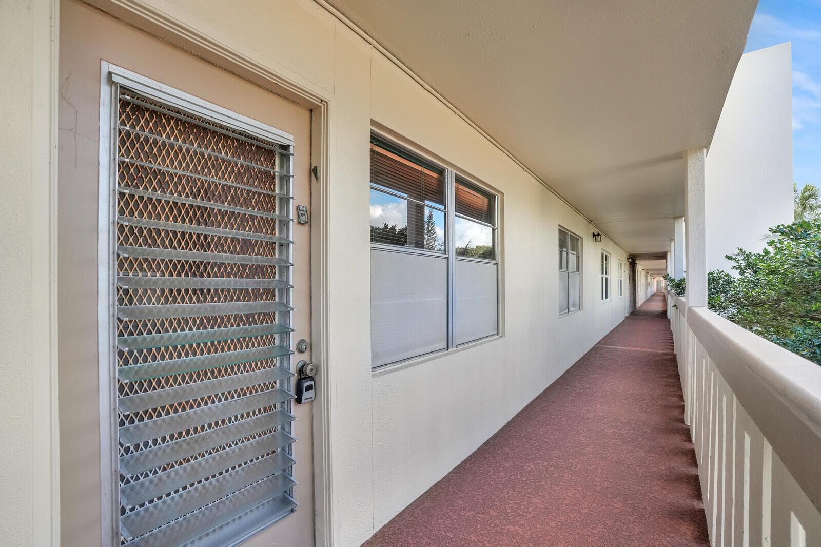 2102 Lucaya Bend # F2, Coconut Creek FL 33066 photo 3