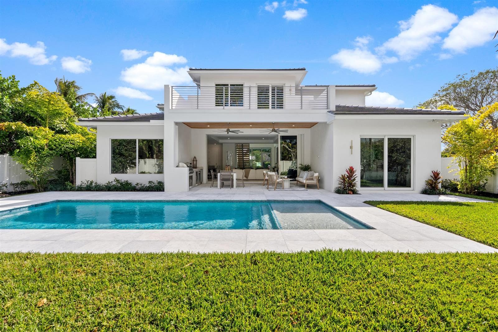 417 Lake Drive, Delray Beach FL 33444 photo 4