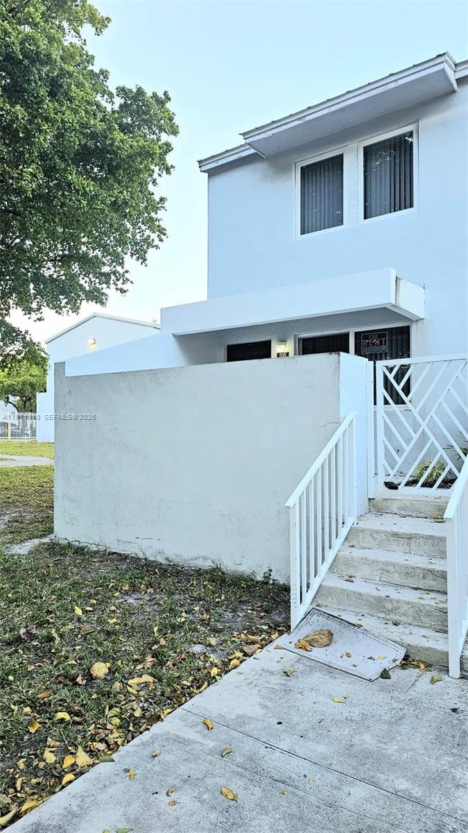 535 NW 19th St # 369, Miami, FL 33136 photo 2