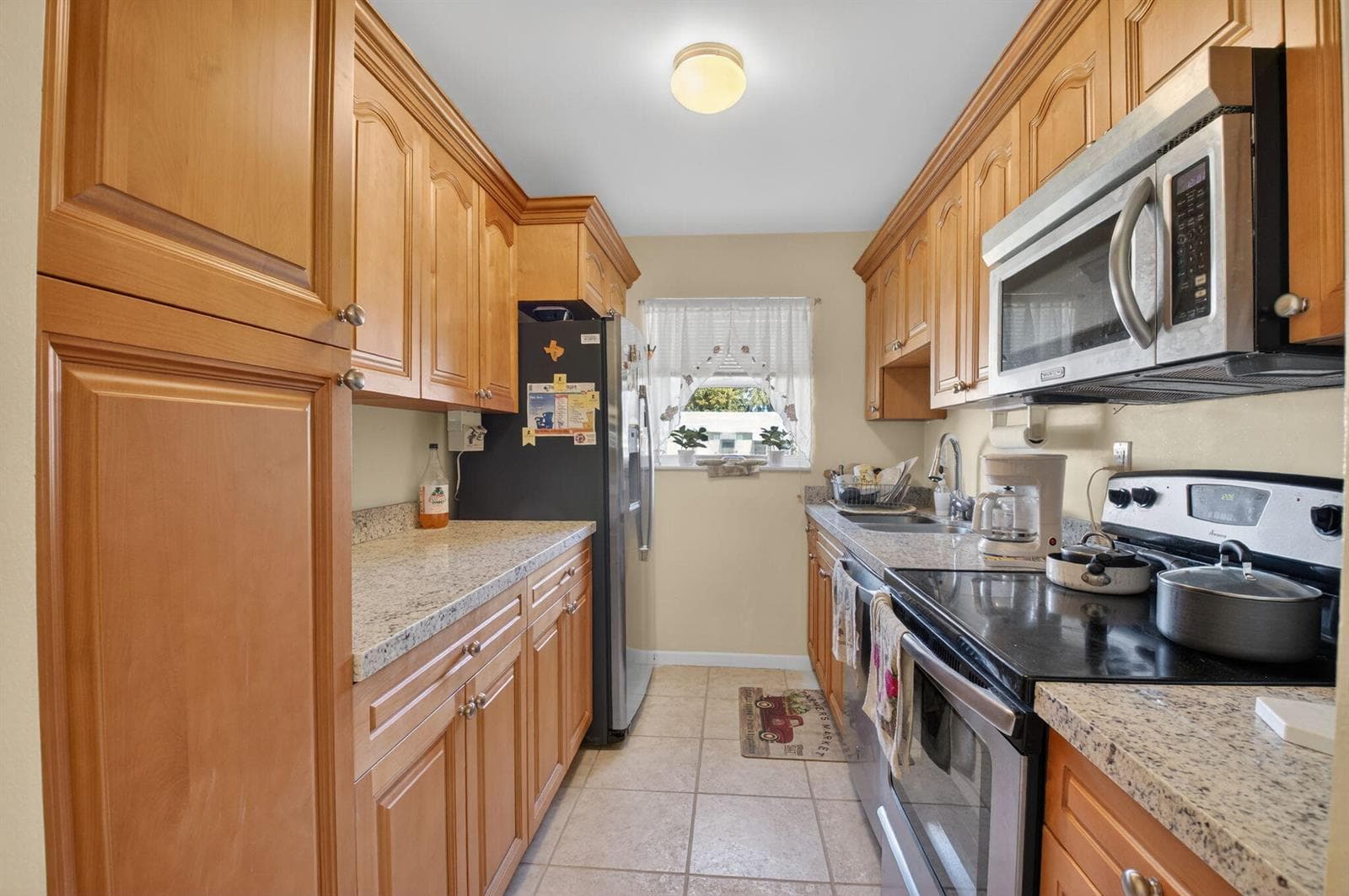 220 High Point Court E # B, Delray Beach FL 33445 photo 4