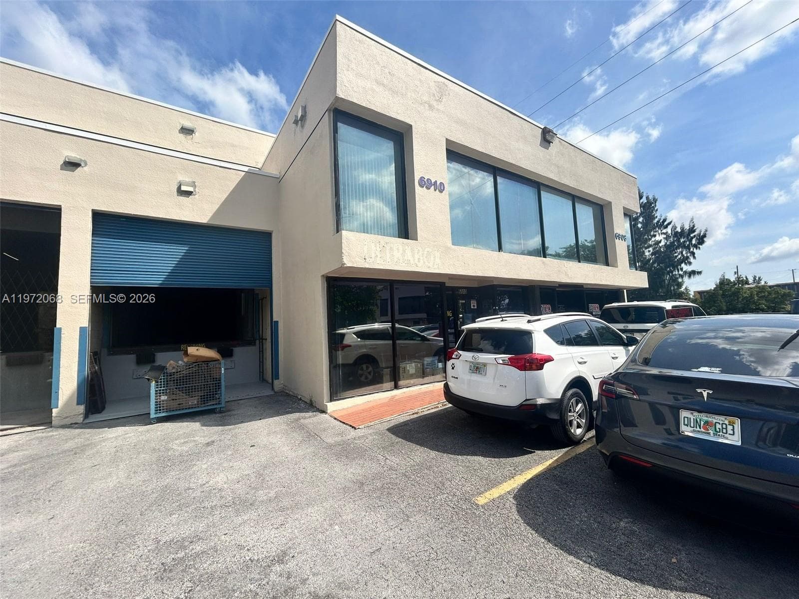 6910 NW 50th St # 4-1, Miami FL 33195