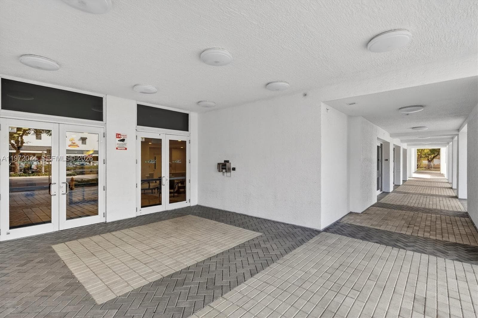 900 SW 8th St # 505, Miami FL 33130 photo 5