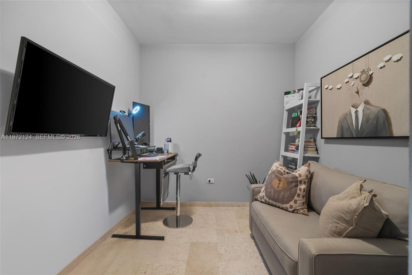 68 SE 6th St # 3209, Miami FL 33131 photo 4