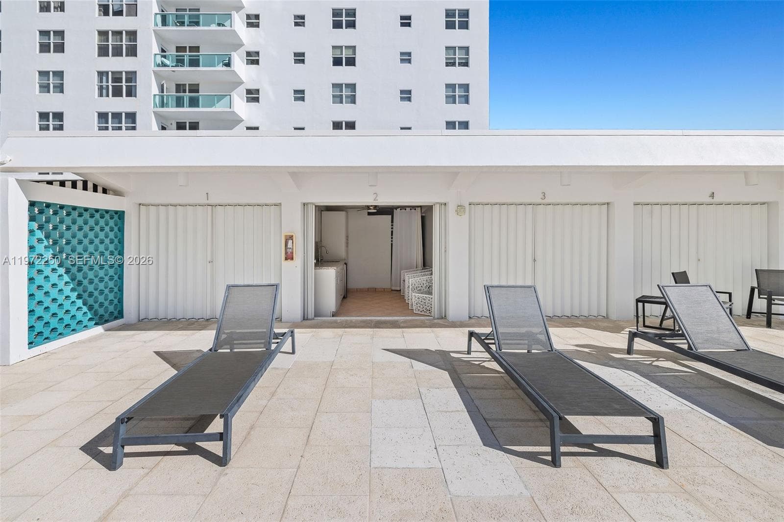 4925 Collins Ave, Miami Beach FL 33140