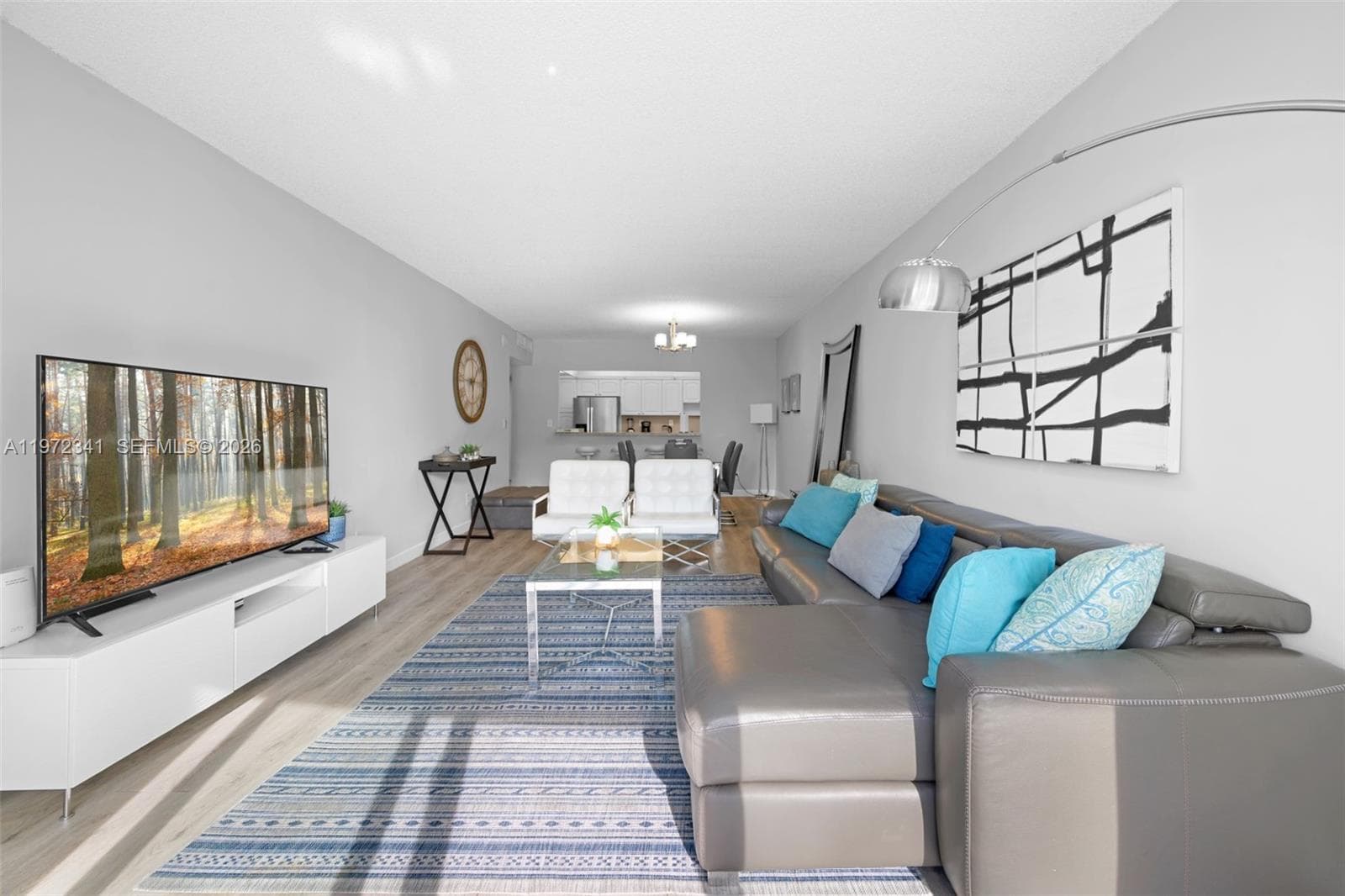 19370 Collins Ave # 321, Sunny Isles Beach, FL 33160 photo 2