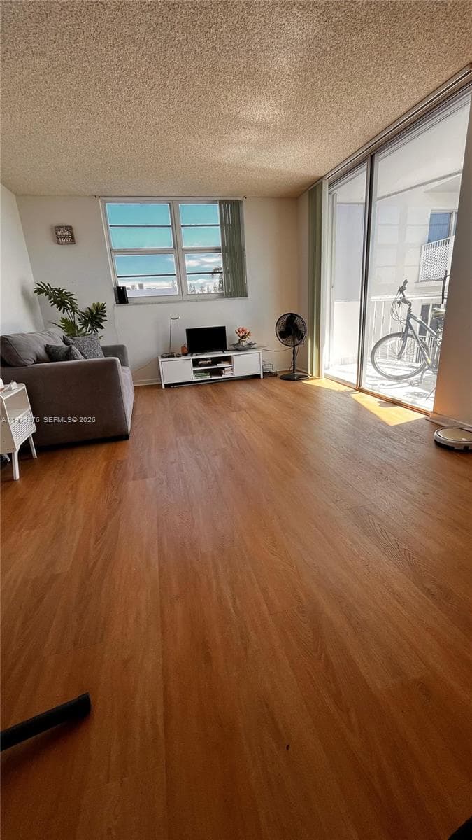1990 Marseille Dr # 407, Miami Beach FL 33141 photo 4