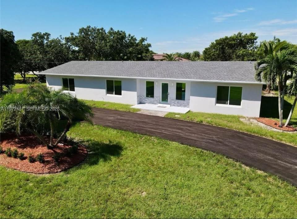 27501 SW 162nd Ct, Homestead FL 33031
