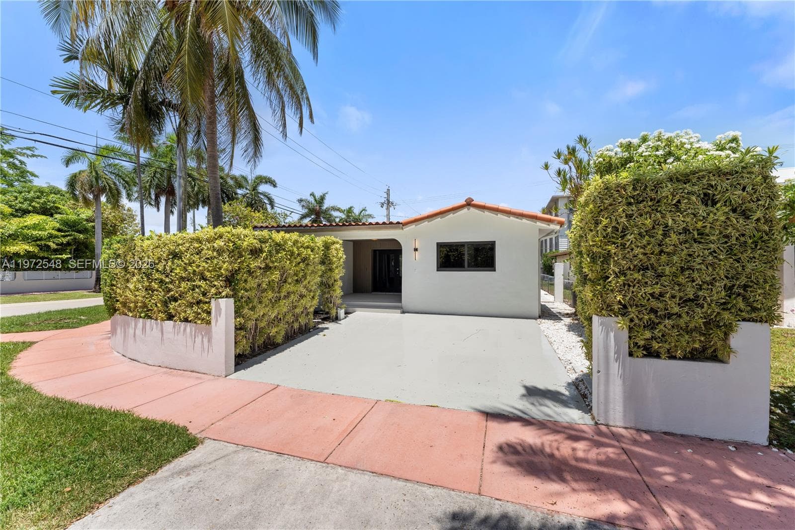 1221 Biarritz Dr, Miami Beach FL 33141 photo 3