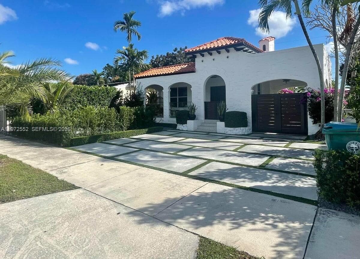 5648 SW 5th Ter, Miami FL 33134