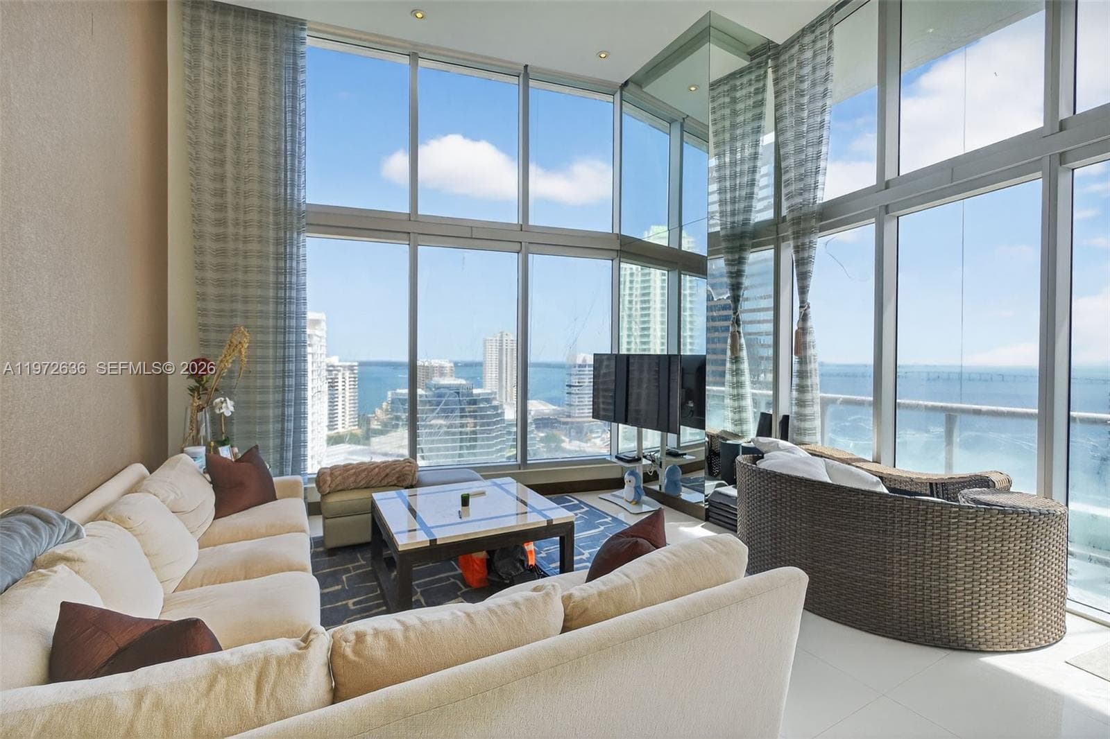 495 Brickell avenue # 2201, Miami FL 33131 photo 3