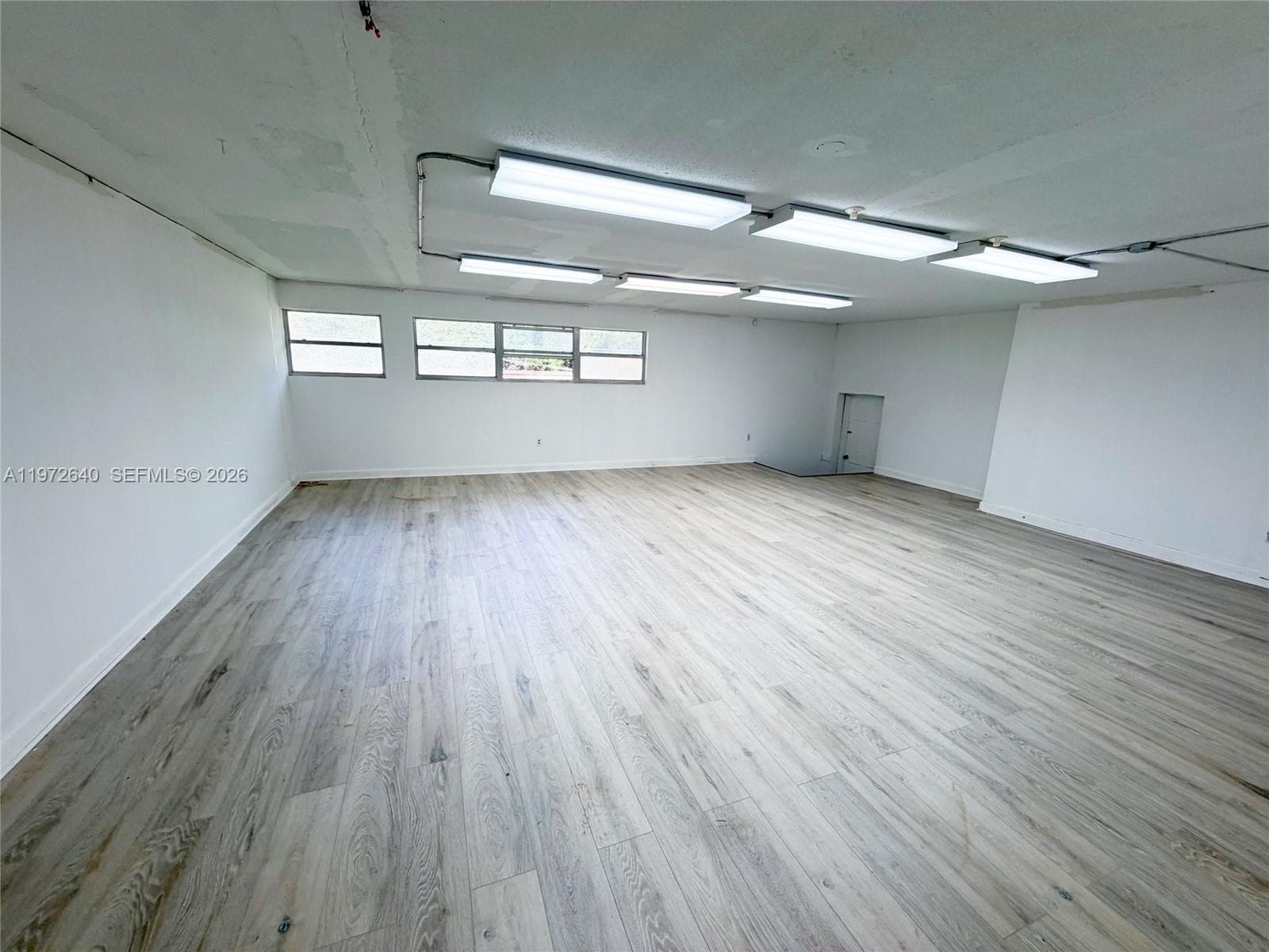 18500 NE 5th Ave, Miami FL 33179 photo 5