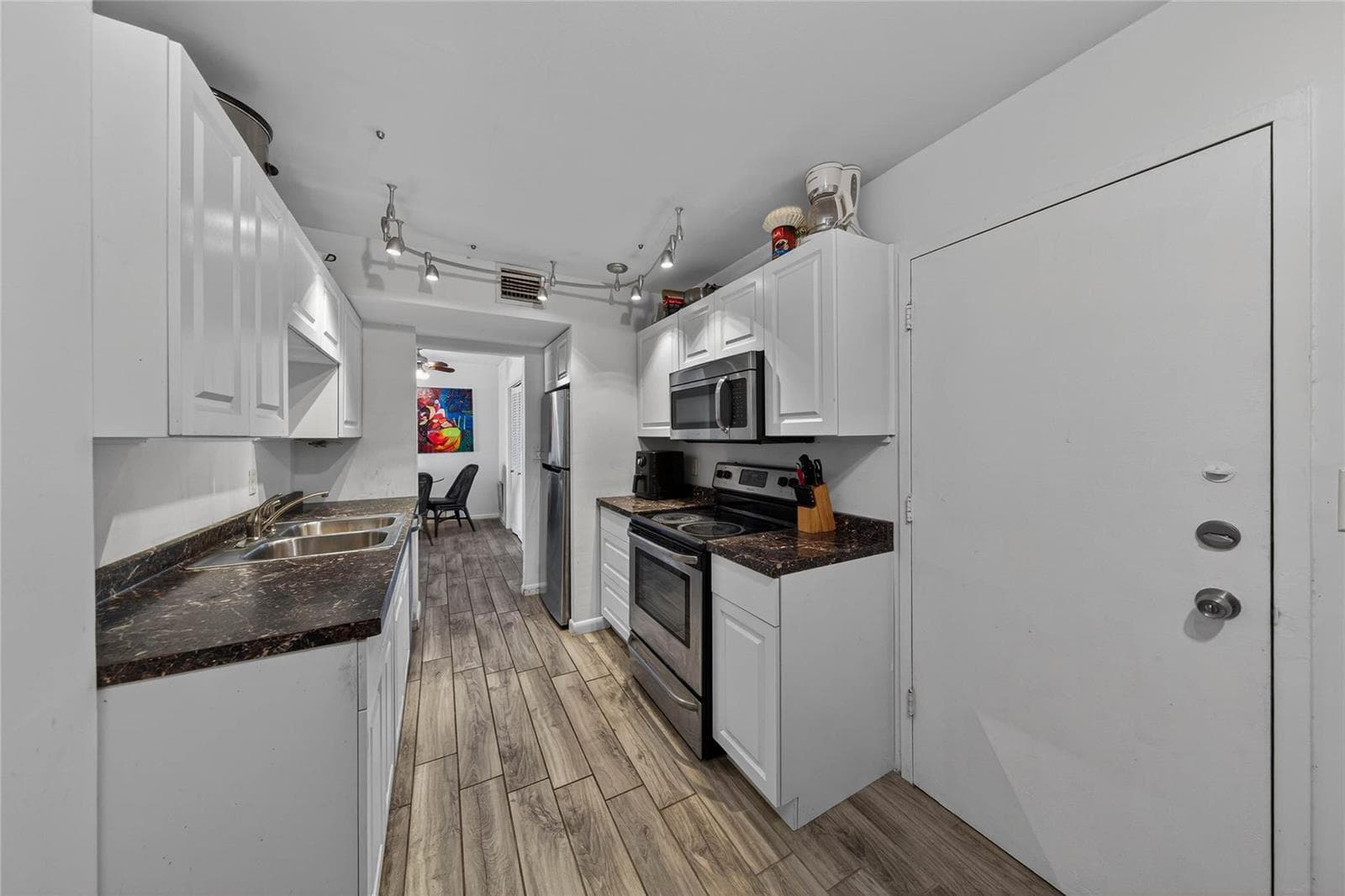4400 Hillcrest Drive # 704, Hollywood FL 33021 photo 4