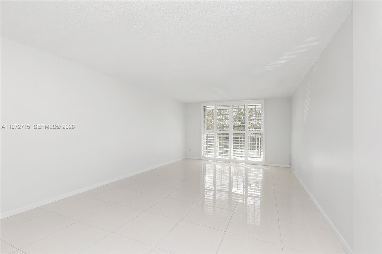 210 Sea View Dr # 207, Key Biscayne FL 33149 photo 2