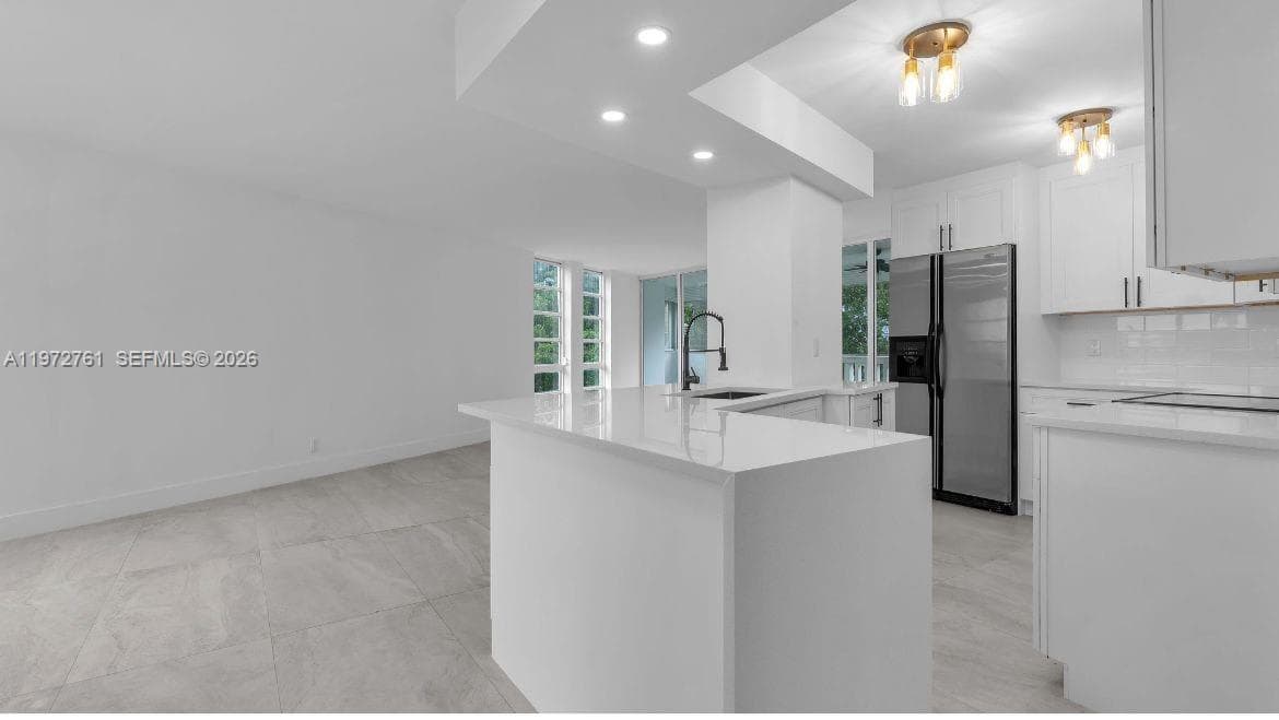 6911 Environ Blvd # 4J, Lauderhill FL 33319 photo 2