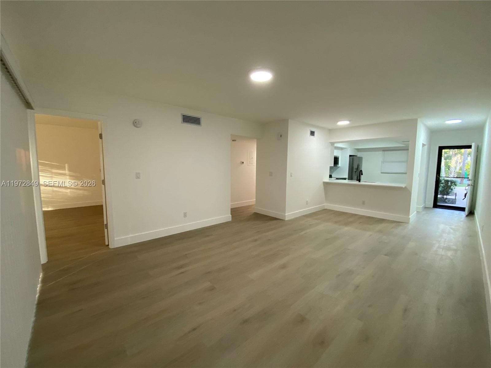 1765 Courtyard way # 103, Naples FL 33114 photo 4