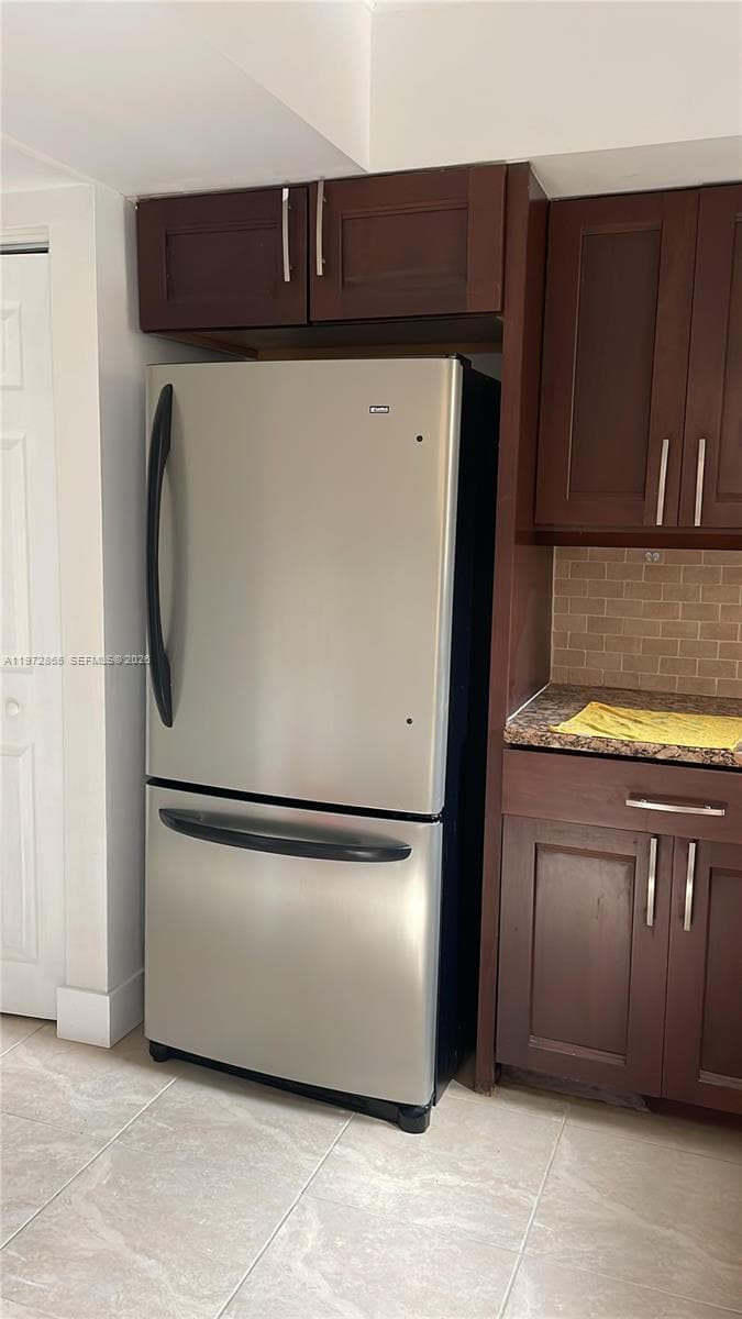 800 NE 199th St # 105D, Miami, FL 33179 photo 4