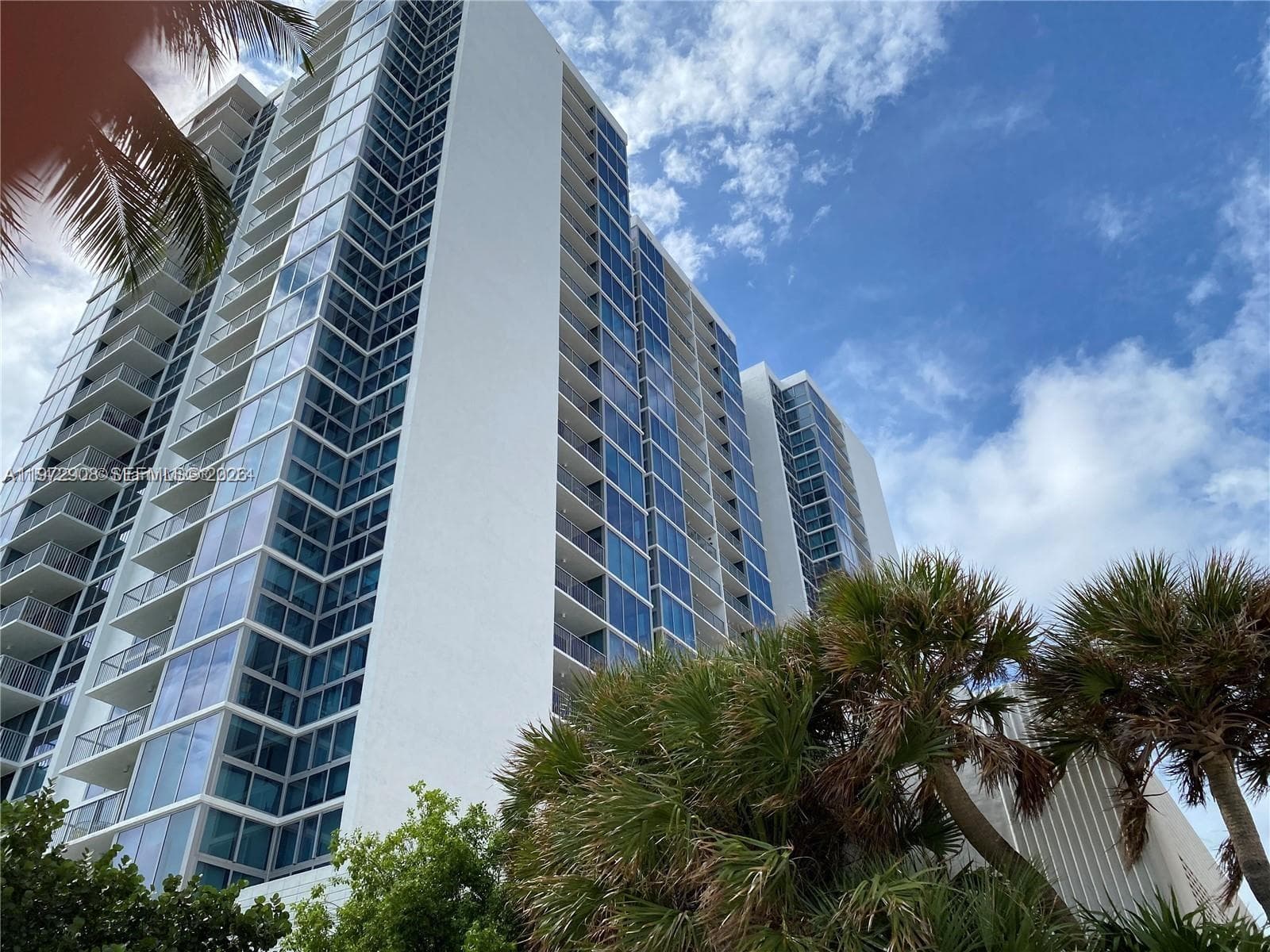 2655 Collins Ave # 1404, Miami Beach FL 33140