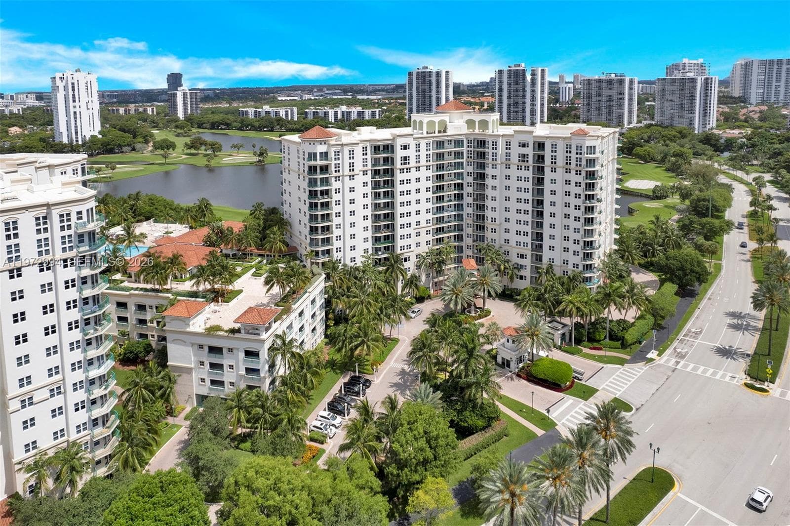 20000 E Country Club Dr # PH06, Aventura FL 33180 photo 5