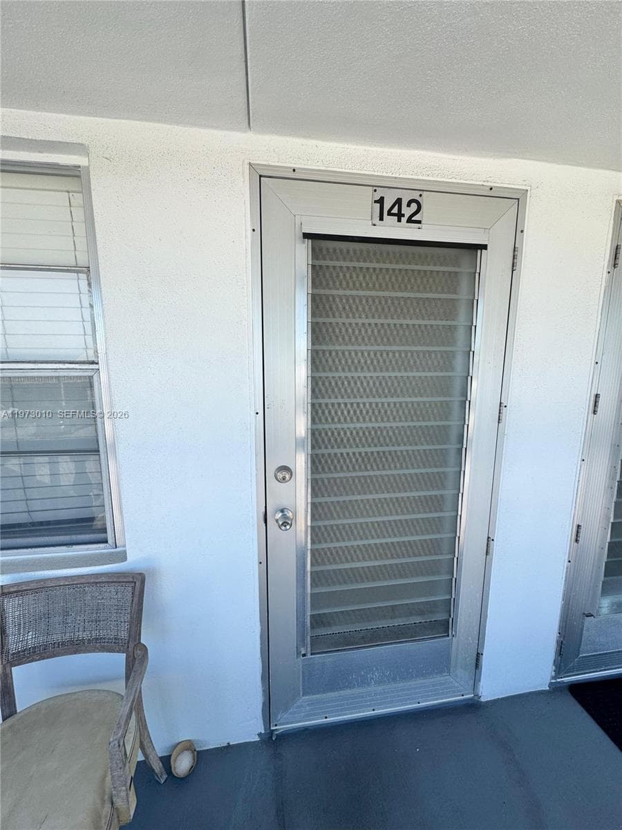 142 Northampton G # 142, West Palm Beach FL 33417