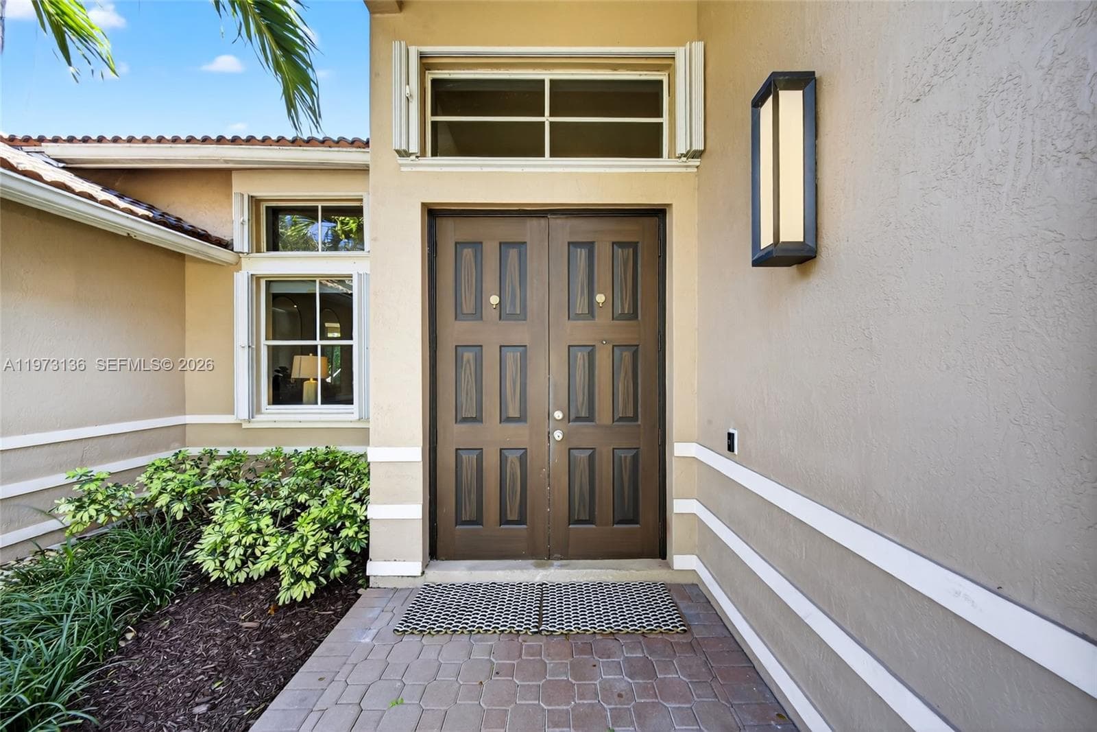 1623 Blue Jay Cir, Weston FL 33327 photo 2