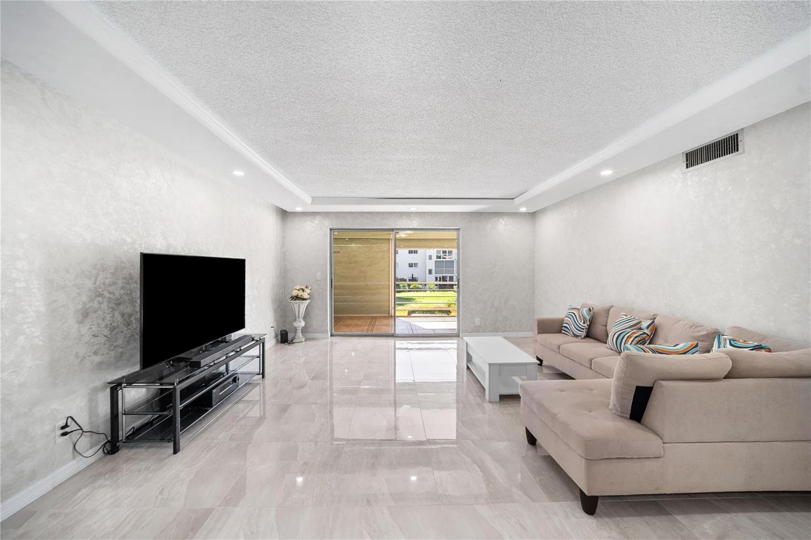 2615 NE 3rd Court # 220, Boynton Beach FL 33435 photo 3