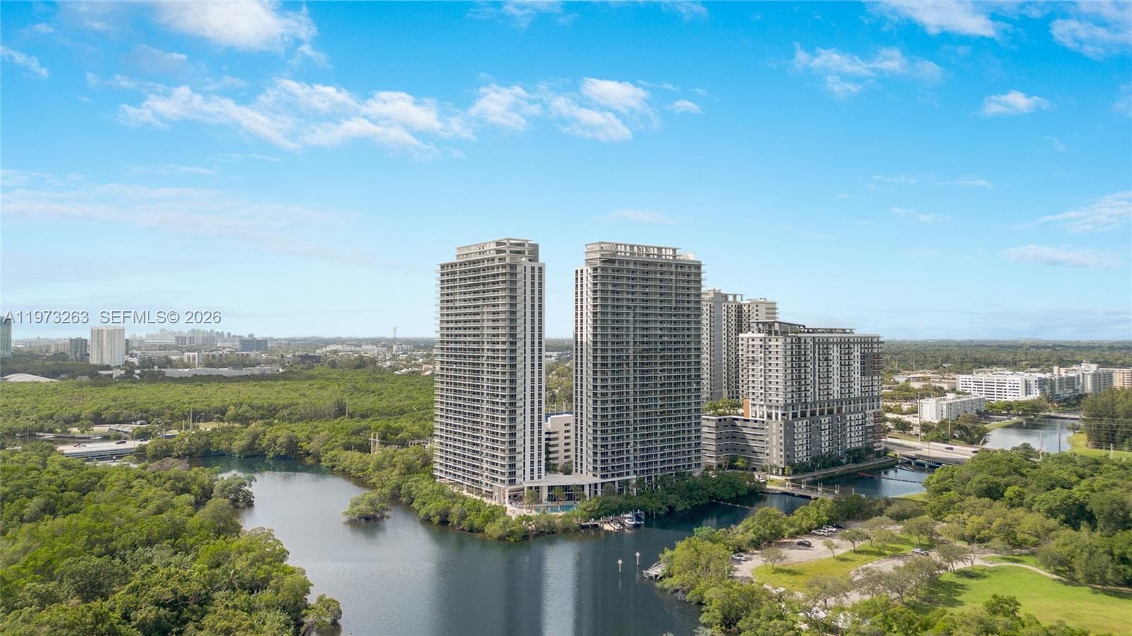 16385 Biscayne Blvd # 1502, North Miami Beach FL 33160 photo 2
